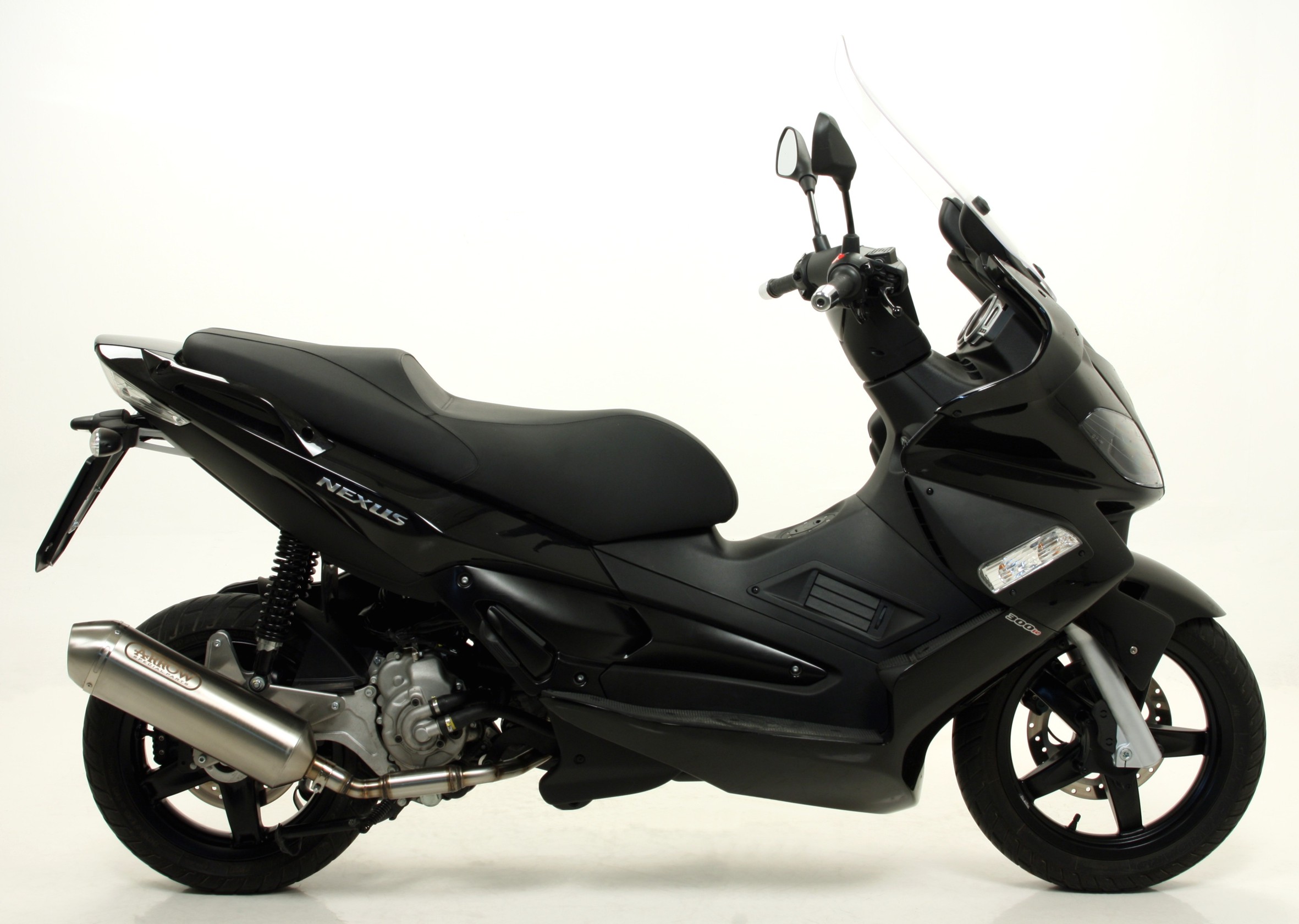 3685_Gilera_Nexus300_Reflex_1.JPG