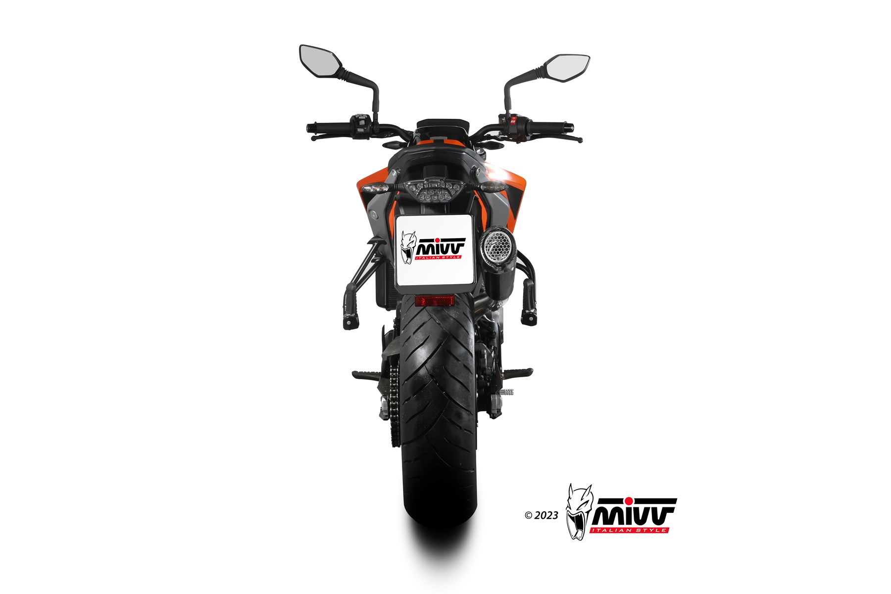 KTM_Duke790_23-_73KT020LC5B_03.jpg