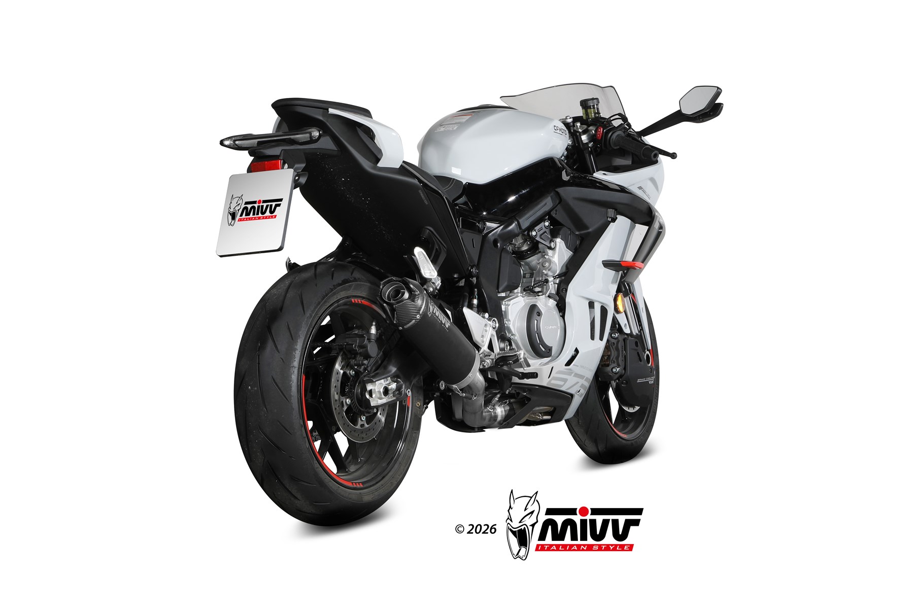 CF-Moto_675SR-R_25-_73CF010LZK_02.jpg
